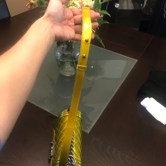 Chanel 14S Yellow Metallic Patent Leather Boy - Picture 10 of 11